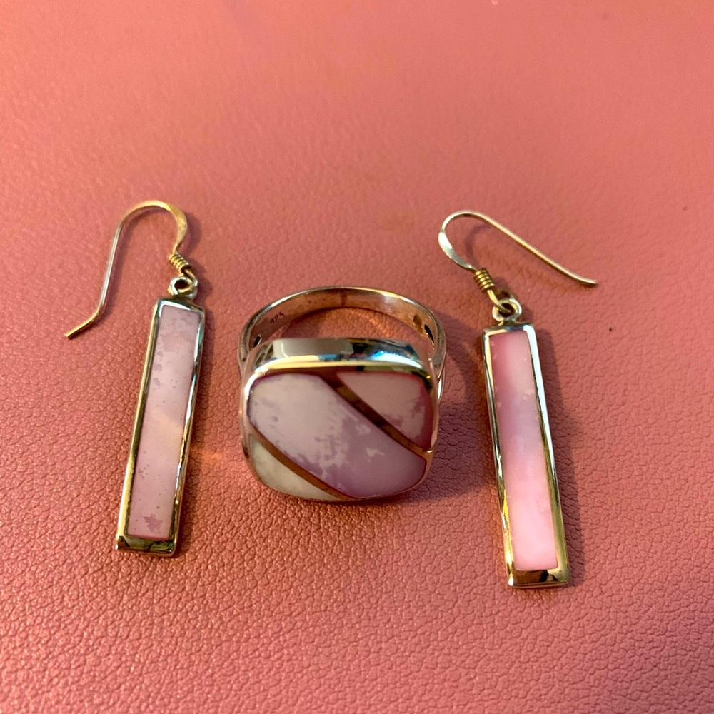 Ring and earrings set